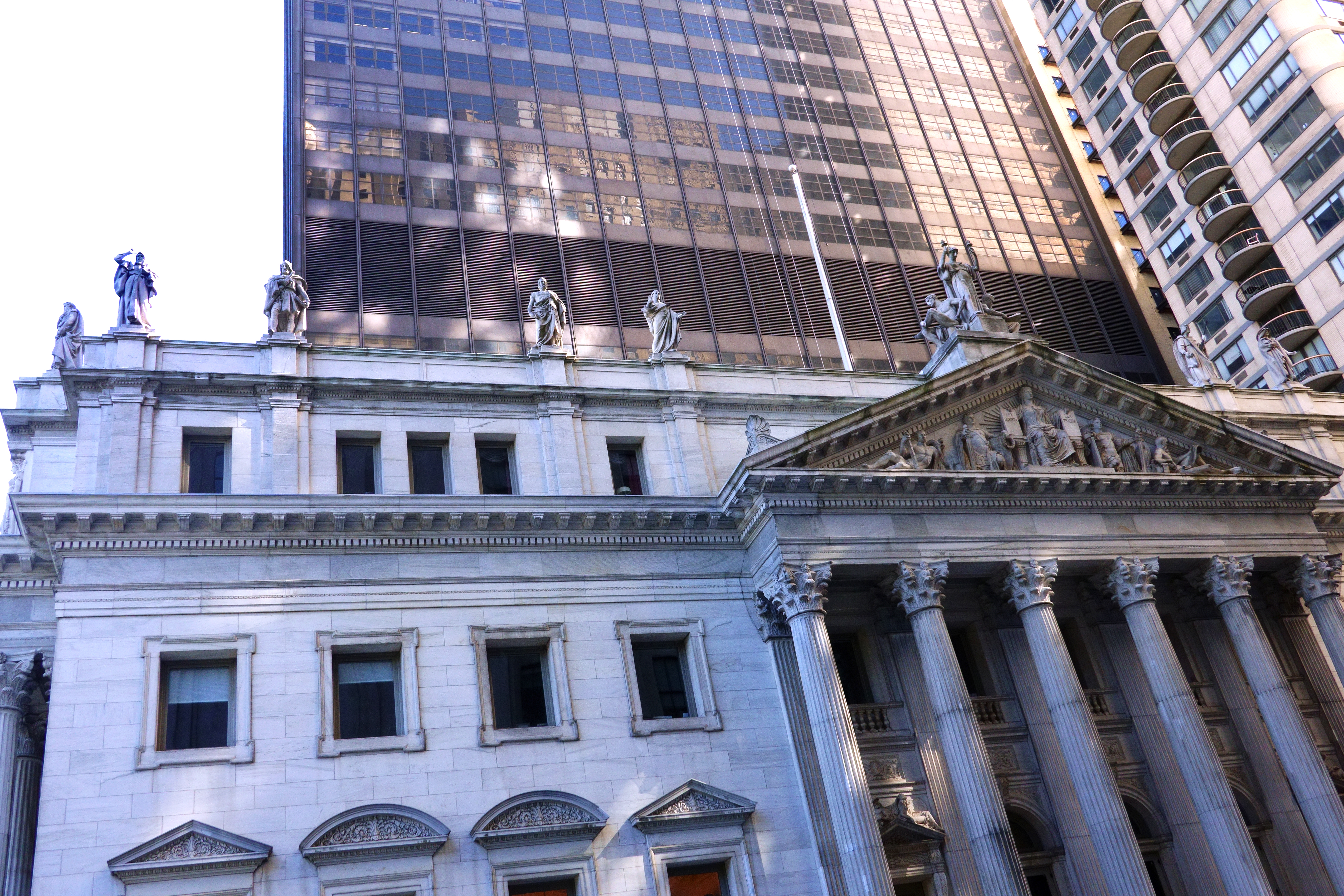 New York Supreme Court building, Madison Avenue, New York City New York Supreme Court building, Madison Avenue, New York City.