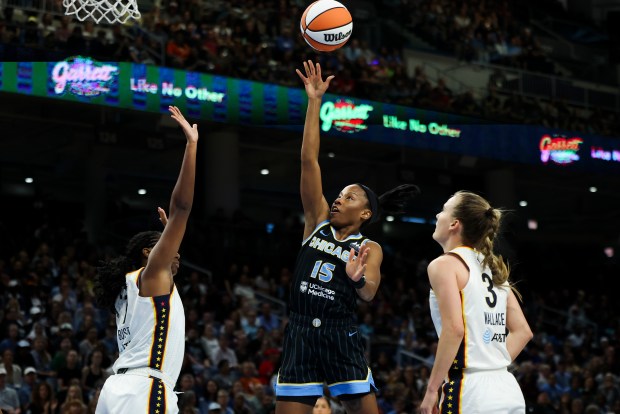 Chicago Sky guard Lindsay Allen (15) goes up to score during the game against the Indiana Fever at Wintrust Arena on June 23, 2024. (Eileen T. Meslar/Chicago Tribune)