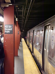 202405052 New York City subway station '42nd Street–Bryant Park'