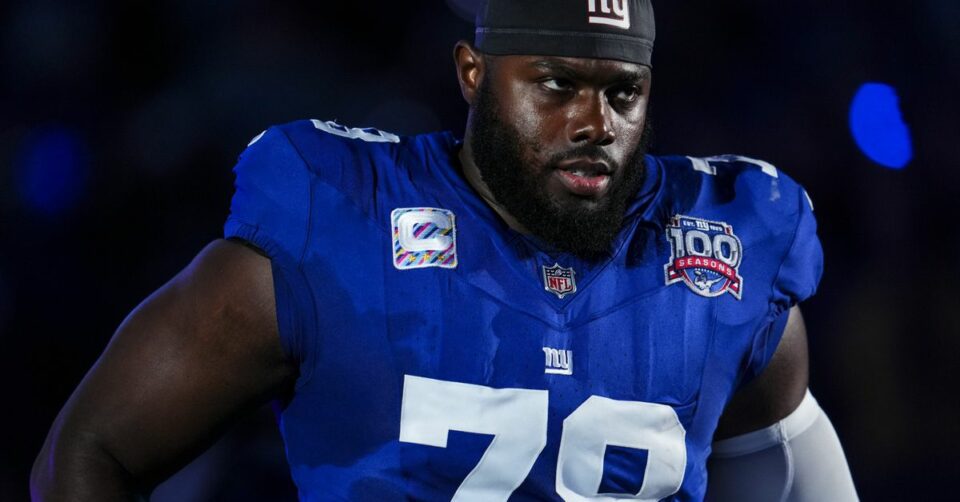 How could the New York Giants replace LT Andrew Thomas?