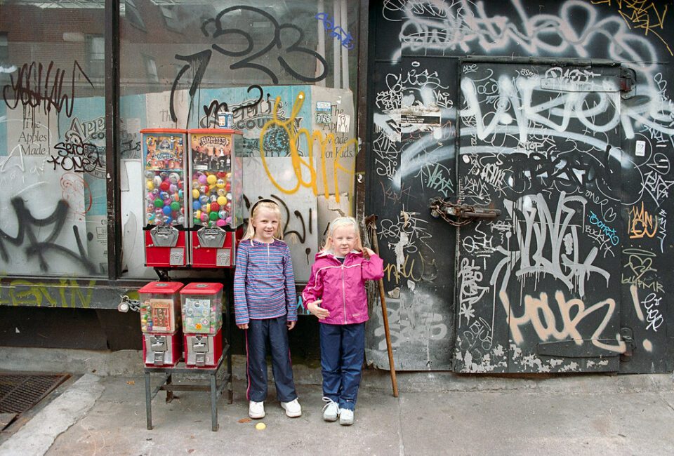 Graffiti Tourism, 2003