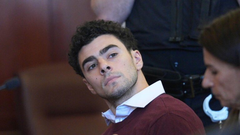 Who is Luigi Mangione and What Charges is He Facing? Luigi Mangione: Who is he and what is he being charged with? – BBC