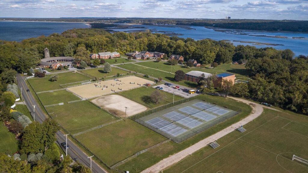 How to Start a British Boarding School on Long Island Without Embarrassing Britain – WSJ