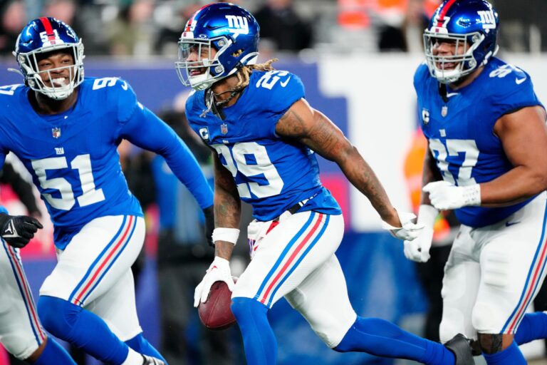 New York Giants at Washington Commanders: Predictions, picks and odds for NFL Week 1 game – USA Today