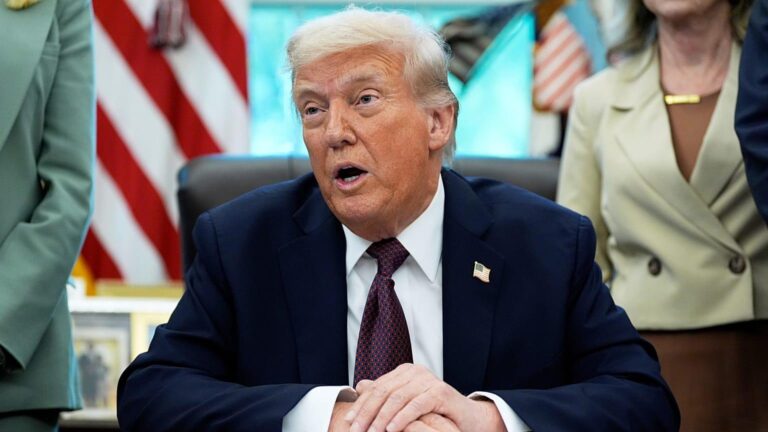 Trump Launches $15 Billion Defamation Lawsuit Against The New York Times Trump files $15 billion defamation lawsuit against The New York Times – CNN