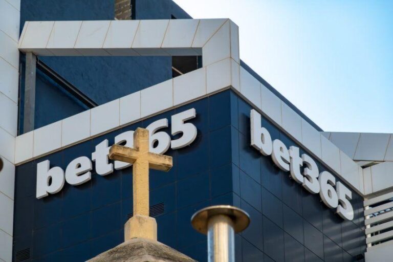 Bet365 Sets Sights on Securing New York Sports Betting License Bet365 Could Bid for Open New York Sports Betting License – Casino.org