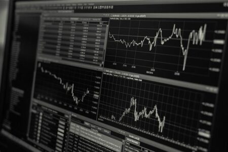 US stock futures steady after tech slump; investors focus on Middle East tensions – Reuters US stock futures steady after tech slump; investors focus on Middle East tensions – Reuters